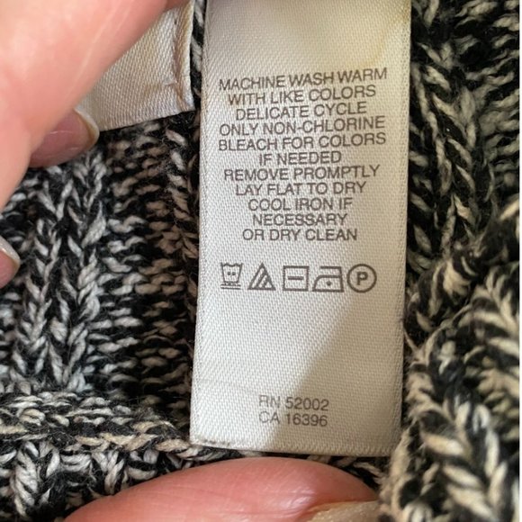 Liz Claiborne Black and White Tweed Knit Goth Y2K Dark Academic Sweater Size 3X - Picture 4 of 9